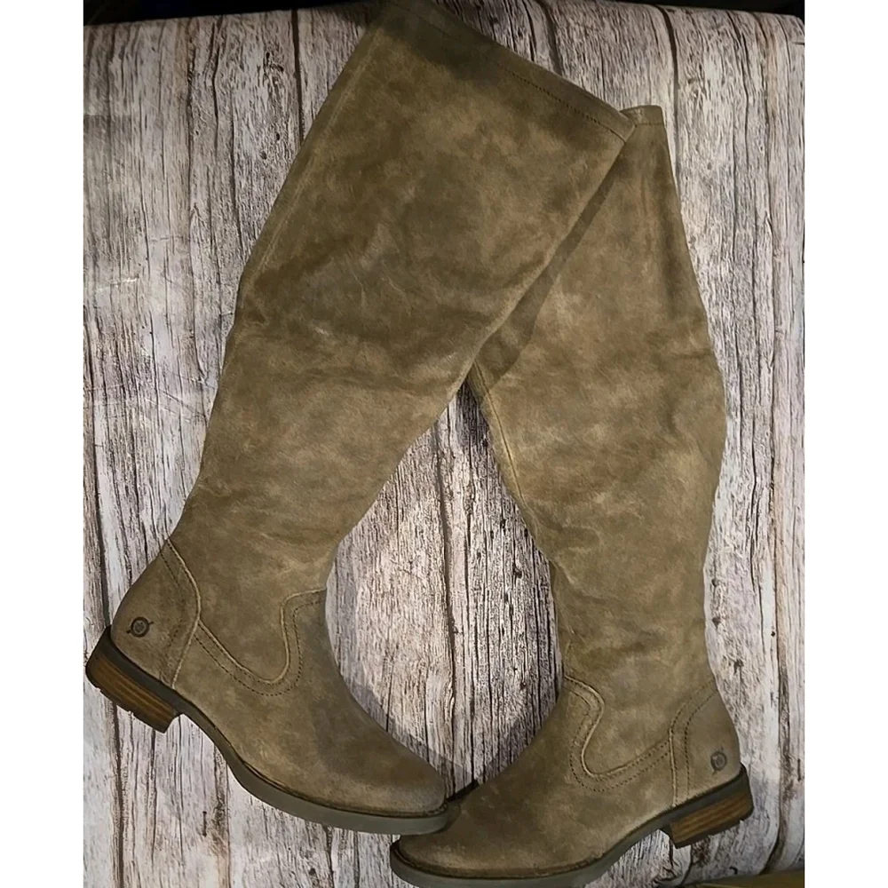 New Børn Women’s Size 6M Taupe Dstrssd Leather Tall Riding Boots Over Knee NIB